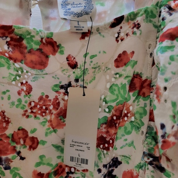 Floral print . Dress. On or off shoulder . Size large . - Picture 2 of 3